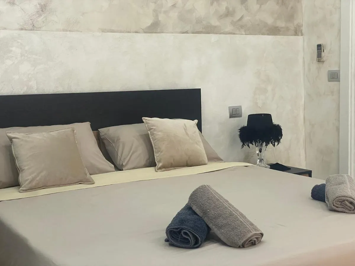 Casa Gold Apartment Naples Italy